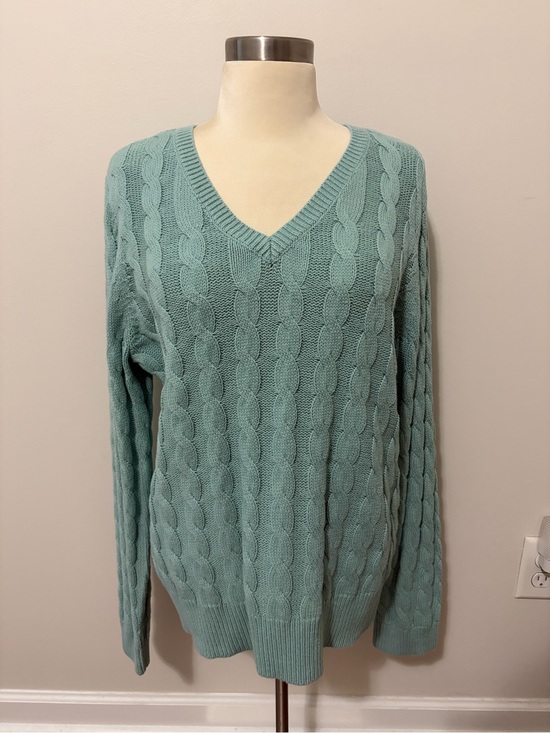 Preswick & Moore Sweaters - NWT Preswick & Moore L Aquifer Green Cable Knit V-Neck Sweater L